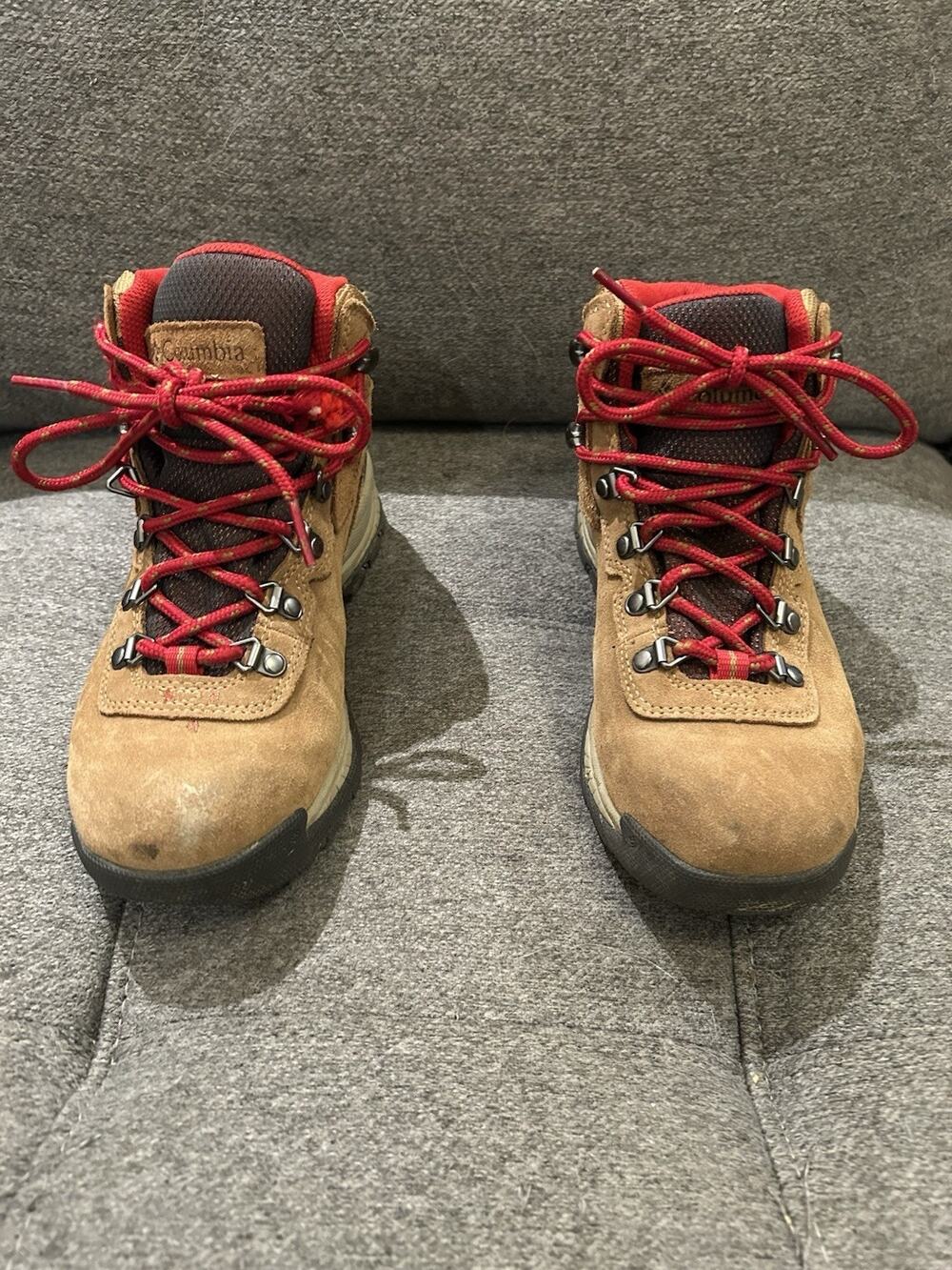 Columbia Newton Ridge Plus Brown Red Solid Hiking Women's Size 7